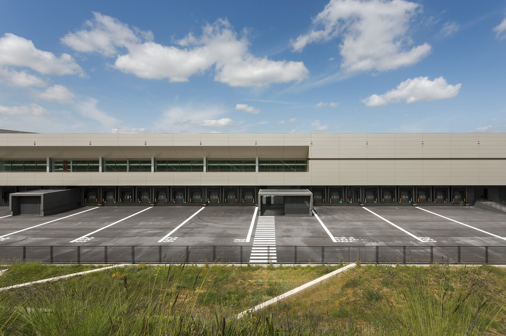 Mango Centro Logistico